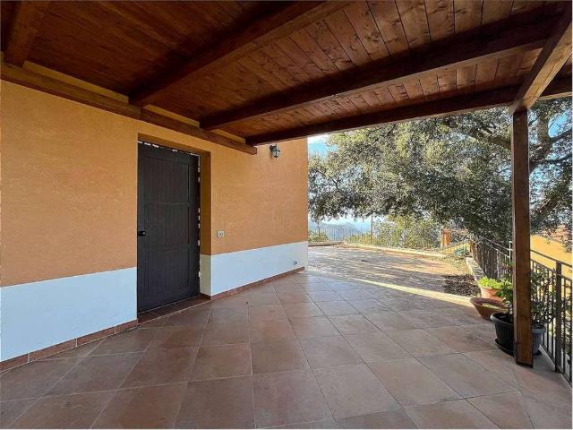 Villa Indipendente in vendita a Residence Rais Gerbi, Pollina