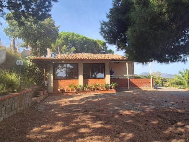 Villa Indipendente in vendita a Residence Rais Gerbi, Pollina
