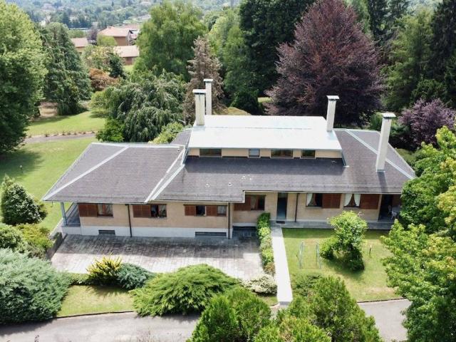 Villa Indipendente in vendita a Piemonte, Biella