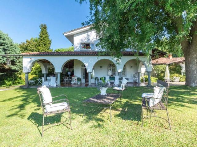Villa Indipendente in vendita a Piemonte, Biella