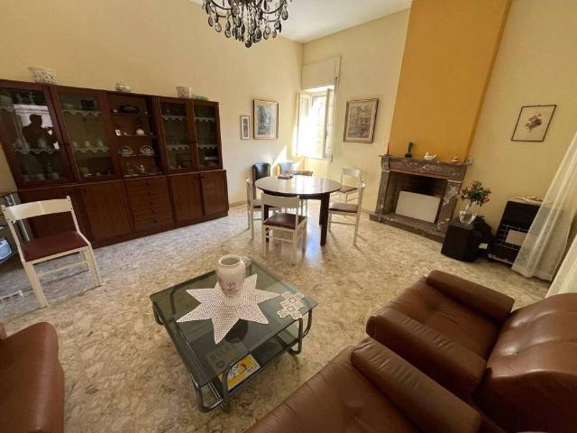 Villa Indipendente in vendita a Pollutri, Abruzzo