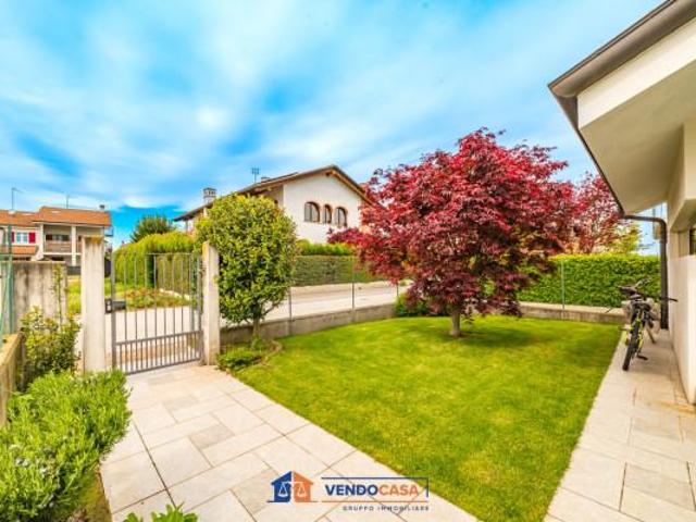 Villa Indipendente in vendita a Piemonte, Cuneo