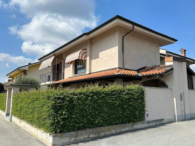 Villa Indipendente in vendita a Piemonte, Cuneo