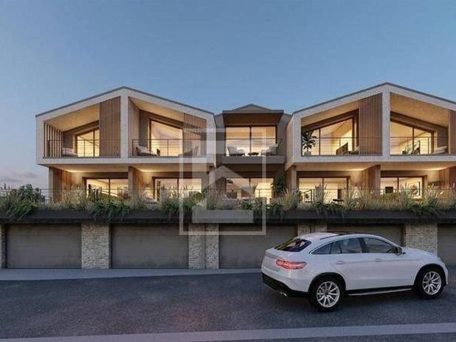 Villa Indipendente in vendita a Polpenazze, Lombardia