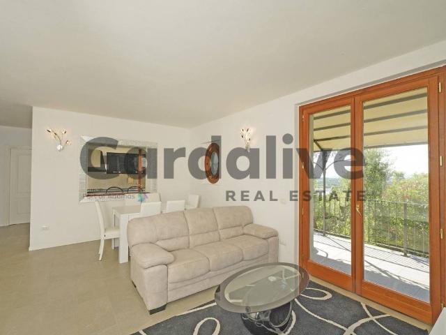 Villa Indipendente in vendita a Polpenazze, Lombardia