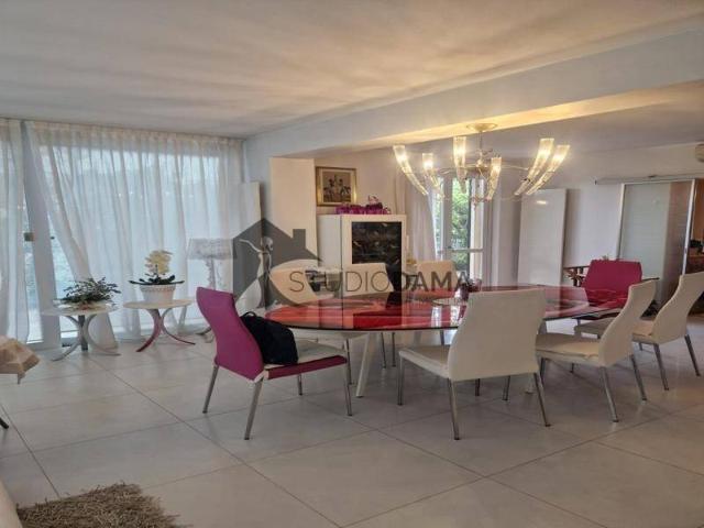 Villa Indipendente in vendita a Polpenazze, Lombardia