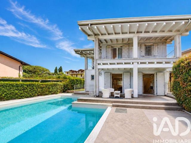 Villa Indipendente in vendita a Polpenazze, Lombardia