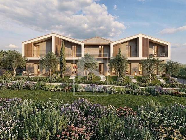 Villa Indipendente in vendita a Polpenazze, Lombardia
