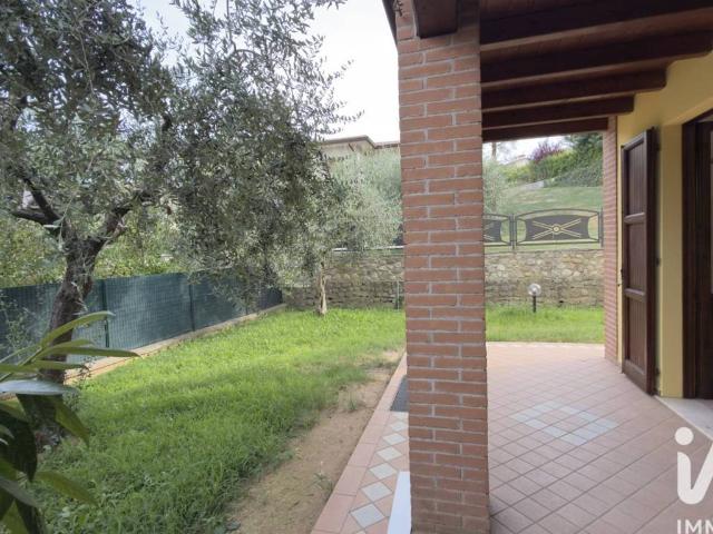Villa Indipendente in vendita a Polpenazze, Lombardia