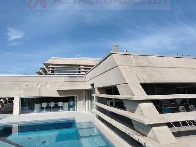 Villa Indipendente in vendita a Polpenazze, Lombardia