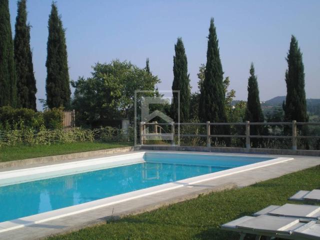 Villa Indipendente in vendita a Polpenazze, Lombardia