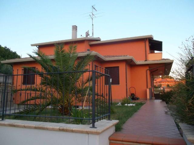 Villa Indipendente in vendita a Marche, Ancona