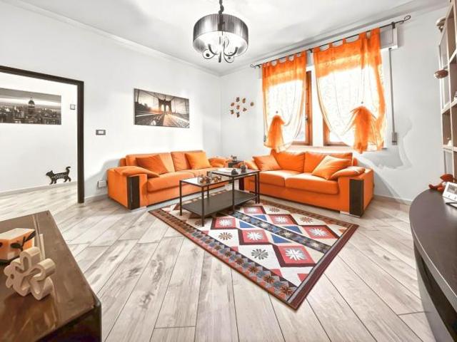 Villa Indipendente in vendita a Larderello, Toscana