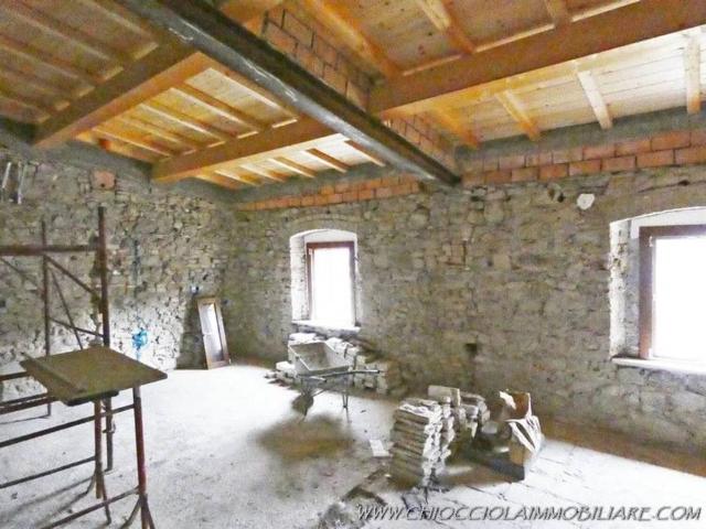 Villa Indipendente in vendita a Larderello, Toscana