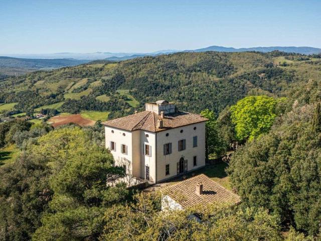 Villa Indipendente in vendita a Larderello, Toscana