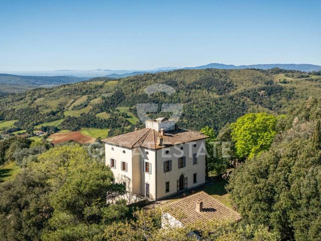 Villa Indipendente in vendita a Larderello, Toscana