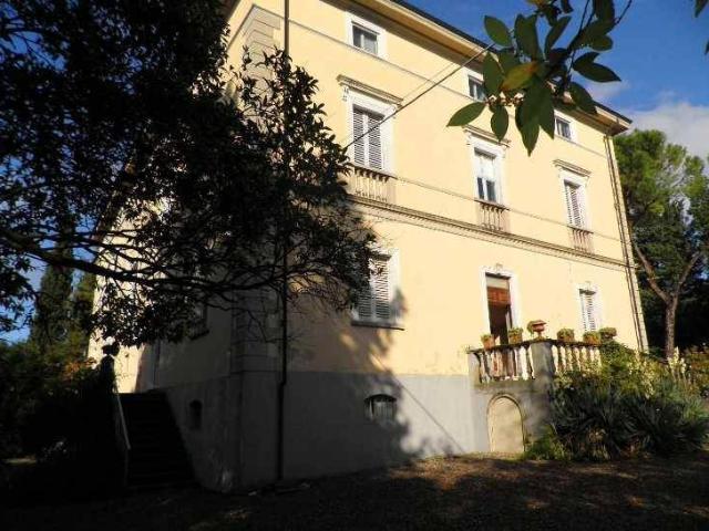 Villa Indipendente in vendita a Larderello, Toscana