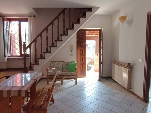 Villa Indipendente in vendita a Piemonte, Alessandria