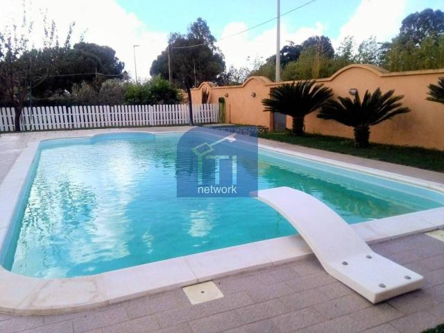 Villa Indipendente in vendita a Torvajanica, Roma Capitale