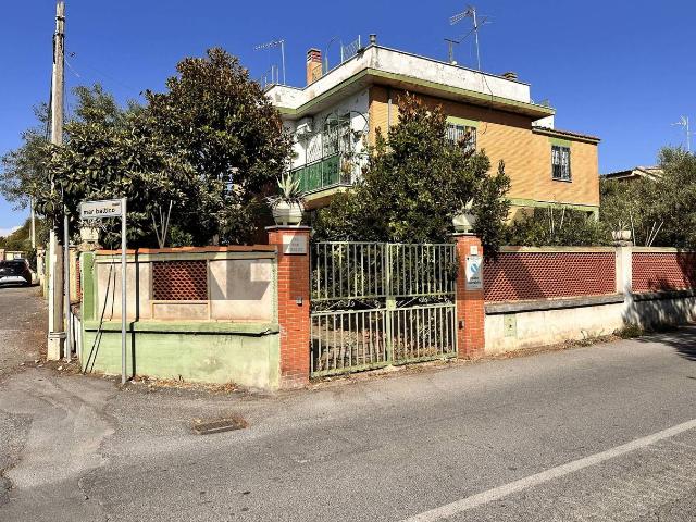 Villa Indipendente in vendita a Roma Capitale, Lazio
