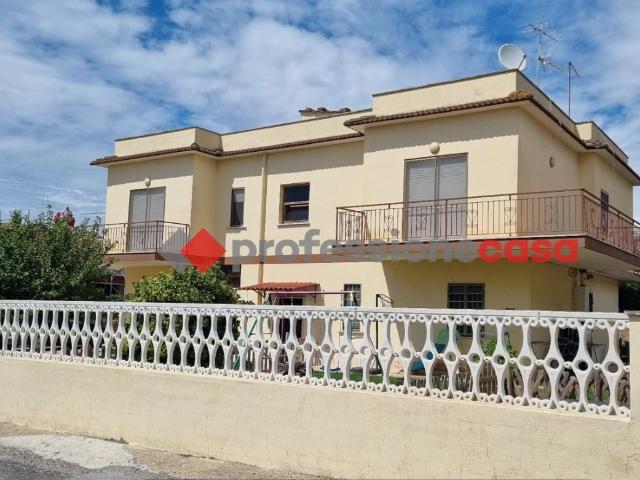 Villa Indipendente in vendita a Torvajanica, Roma Capitale
