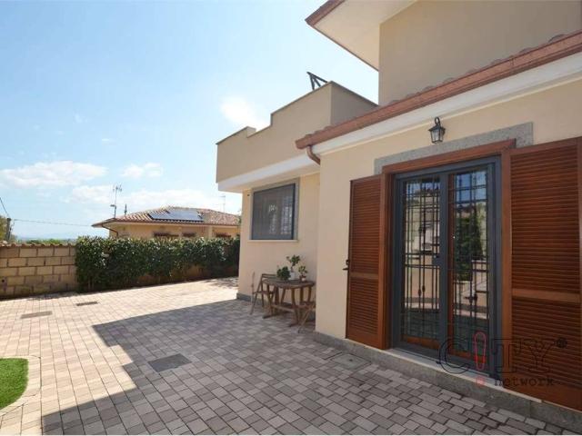 Villa Indipendente in vendita a Roma Capitale, Lazio