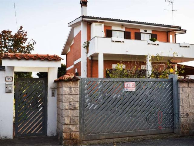 Villa Indipendente in vendita a Roma Capitale, Lazio