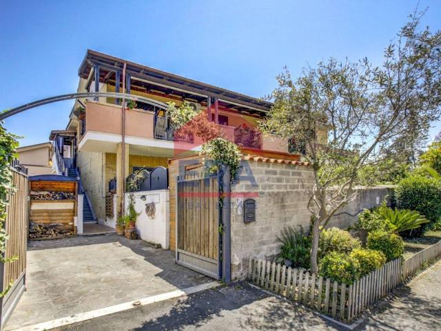 Villa Indipendente in vendita a Tognazzi, Roma Capitale