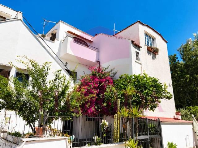 Villa Indipendente in vendita a Tognazzi, Roma Capitale