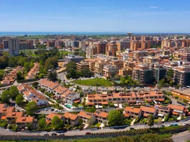 Villa Indipendente in vendita a Roma Capitale, Lazio