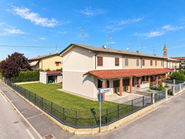 Villa Indipendente in vendita a Pompiano, Brescia
