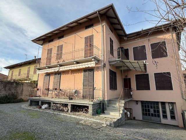 Villa Indipendente in vendita a Piemonte, Biella