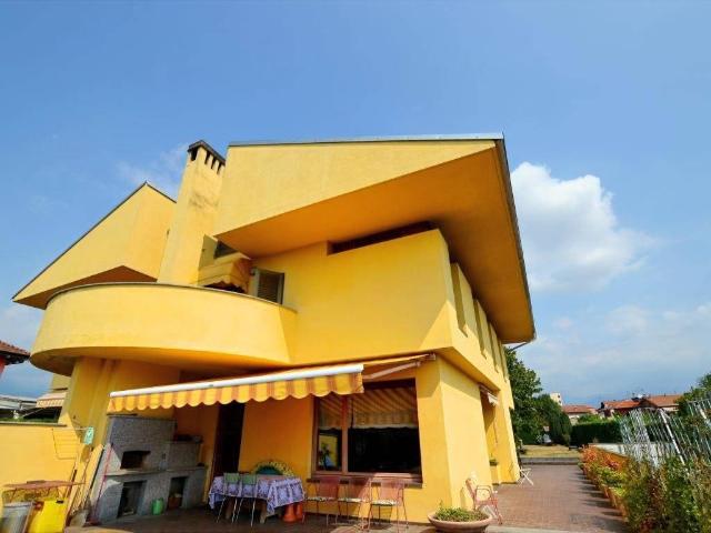 Villa Indipendente in vendita a Piemonte, Biella