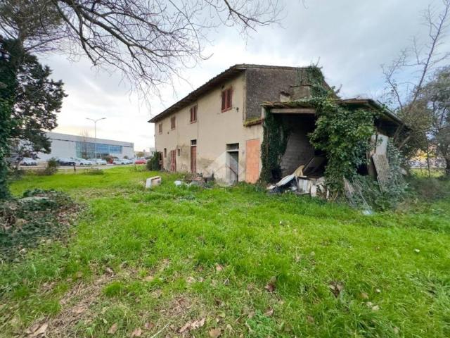 Villa Indipendente in vendita a Le Melorie, Ponsacco