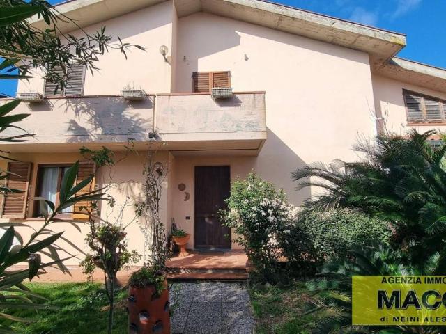 Villa Indipendente in vendita a Le Melorie, Ponsacco