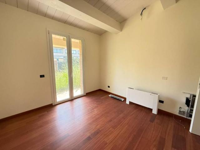 Villa Indipendente in vendita a Ponsacco, Toscana