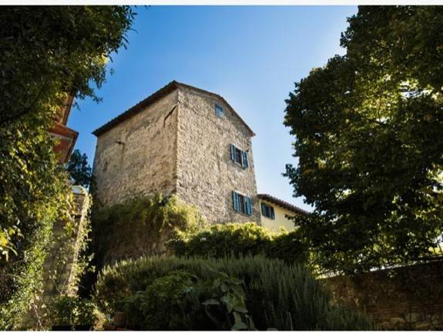 Villa Indipendente in vendita a Unione di Comuni Valdarno e Valdisieve, Pontassieve