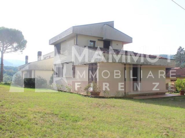 Villa Indipendente in vendita a Unione di Comuni Valdarno e Valdisieve, Pontassieve