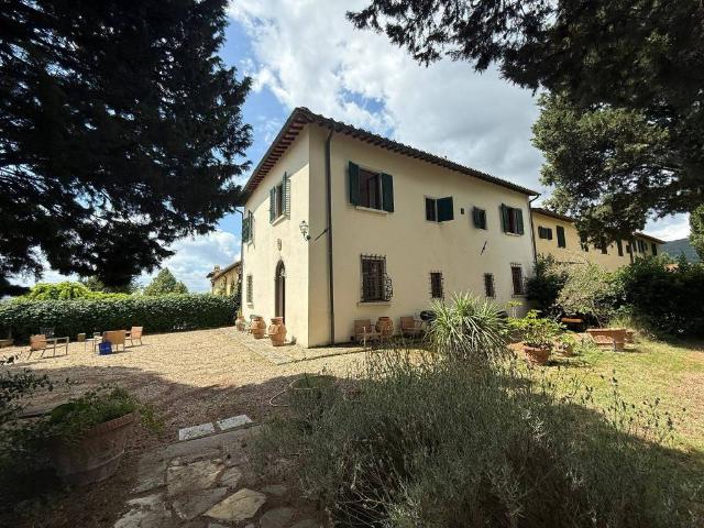 Villa Indipendente in vendita a Unione di Comuni Valdarno e Valdisieve, Pontassieve