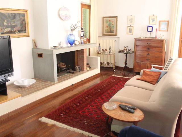 Villa Indipendente in vendita a Unione di Comuni Valdarno e Valdisieve, Pontassieve