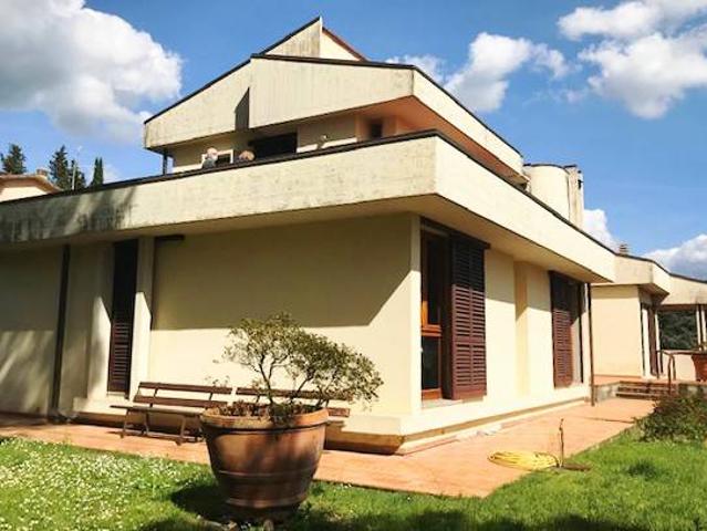 Villa Indipendente in vendita a Unione di Comuni Valdarno e Valdisieve, Pontassieve