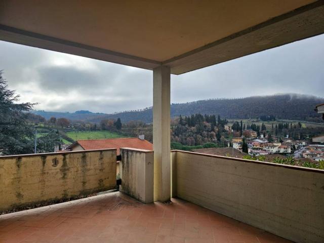 Villa Indipendente in vendita a Unione di Comuni Valdarno e Valdisieve, Pontassieve