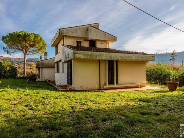 Villa Indipendente in vendita a Unione di Comuni Valdarno e Valdisieve, Pontassieve