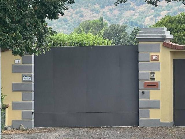 Villa Indipendente in vendita a Unione di Comuni Valdarno e Valdisieve, Pontassieve