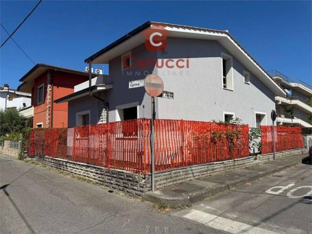 Villa Indipendente in vendita a Albinatico, Ponte Buggianese