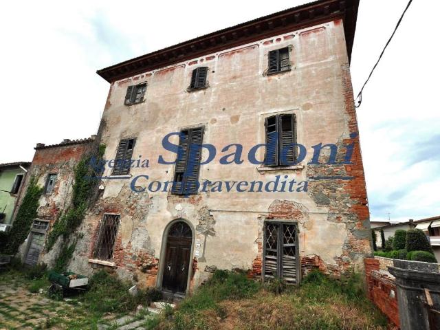 Villa Indipendente in vendita a Ponte Buggianese, Pistoia