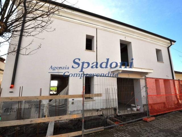 Villa Indipendente in vendita a Ponte Buggianese, Pistoia