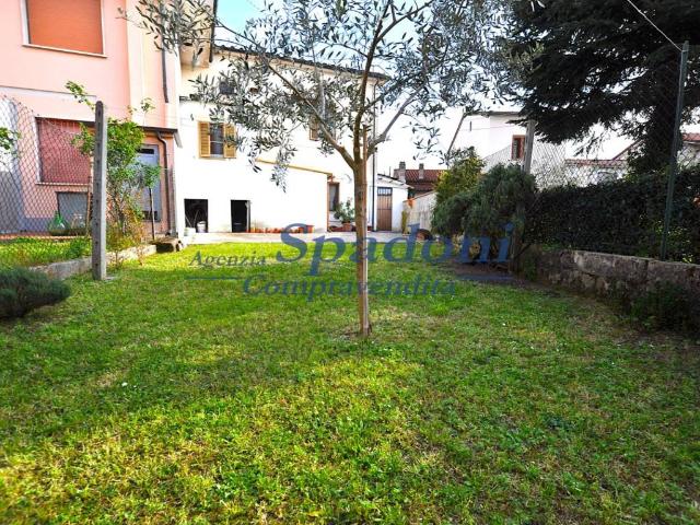 Villa Indipendente in vendita a Albinatico, Ponte Buggianese