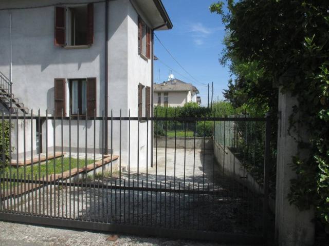 Villa Indipendente in vendita a Ponte Dell'olio, Reggio Emilia