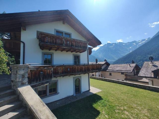 Villa Indipendente in vendita a Comunità montana della valle Camonica, Ponte Di Legno